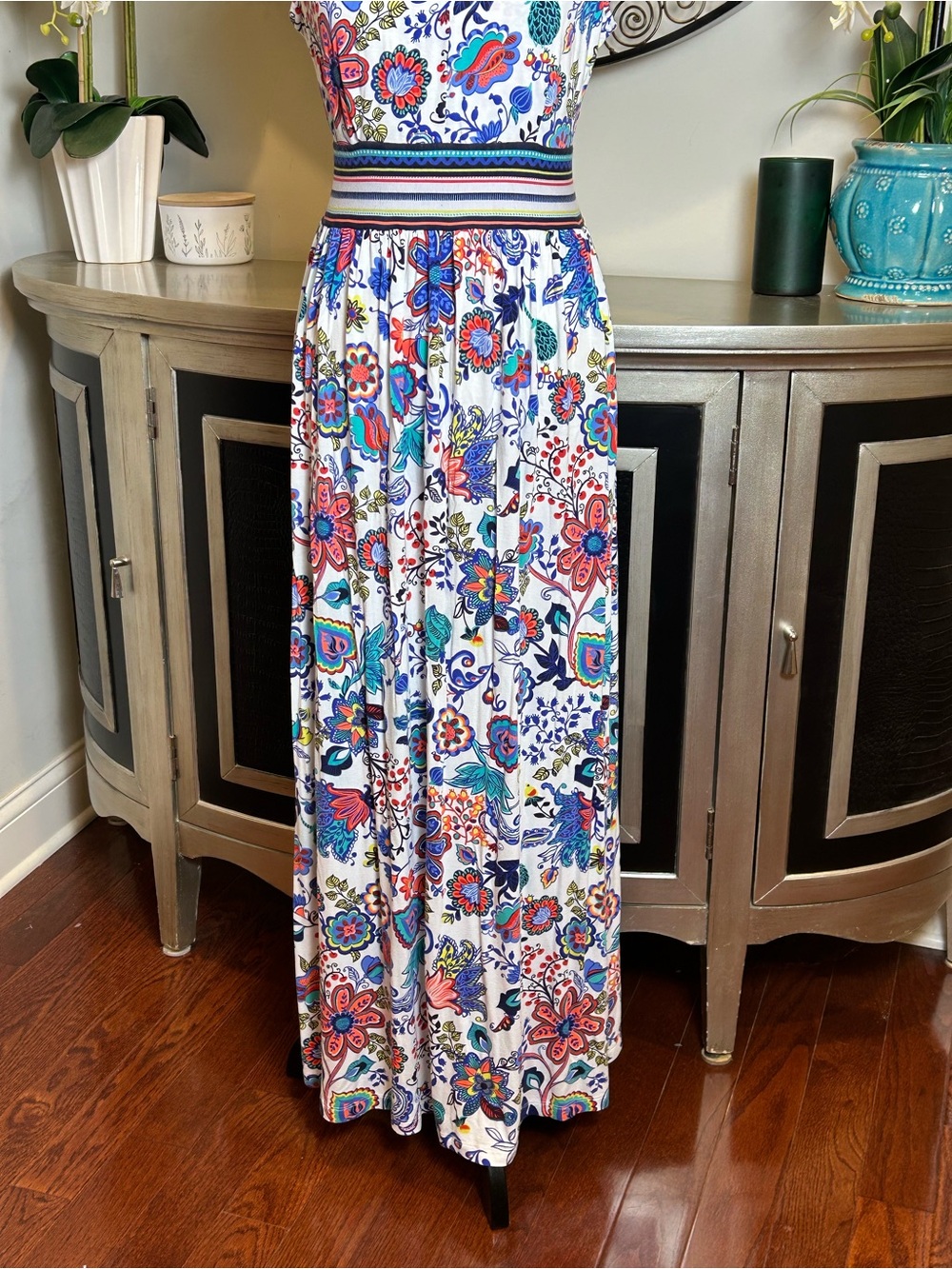 Milly White V-Neck Maxi Dress with Multicolor Floral Print - Picture 3 of 12
